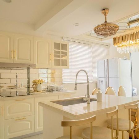 Beachfront Seaview Apartment Мале Экстерьер фото